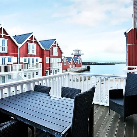 Seaside Escape In - By Traum *