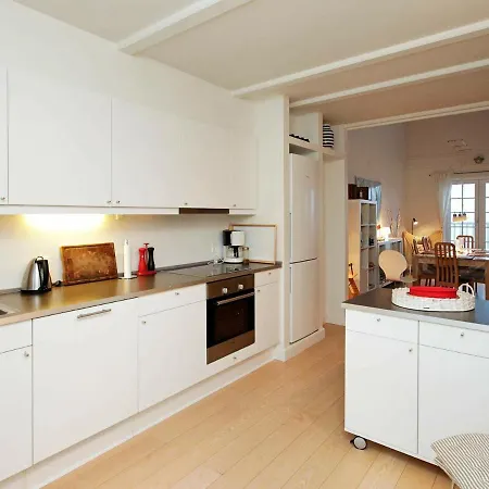 6 Person Holiday In Apartment